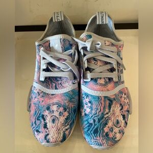 Adidas tenis shoes like new great condition